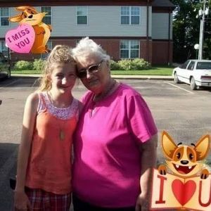 Meet your Posher, Lacey